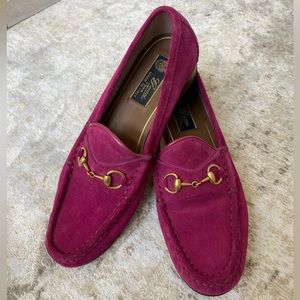 Gucci loafers suede fuchsia